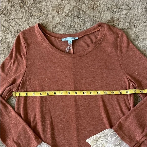 Women's Lace Hem Top in Brown - Picture 16 of 16